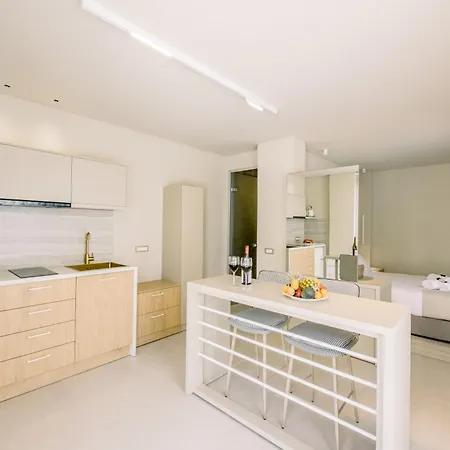 Apartment Nidra With Private Pool