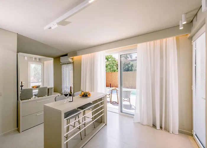 Nidra With Private Pool