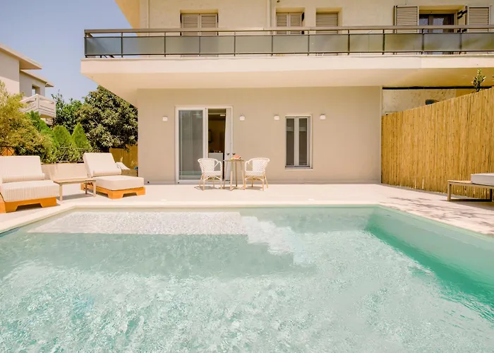 Nidra With Private Pool *